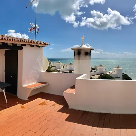 T2 Near The | B112 Lagoa (Algarve)