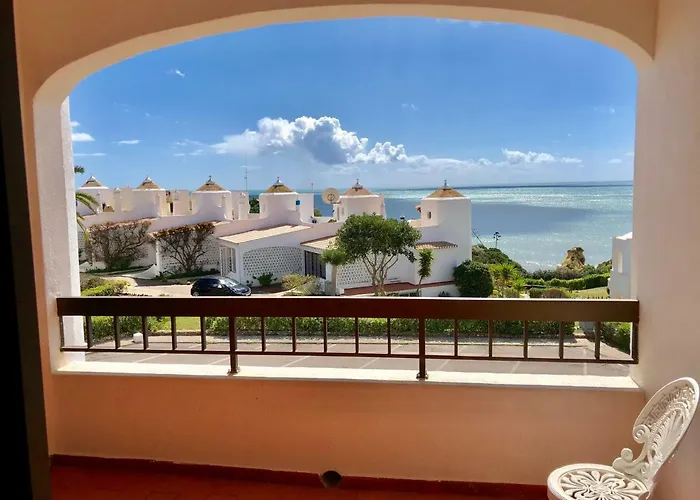 T2 Near The | B112 Tatil Evi *